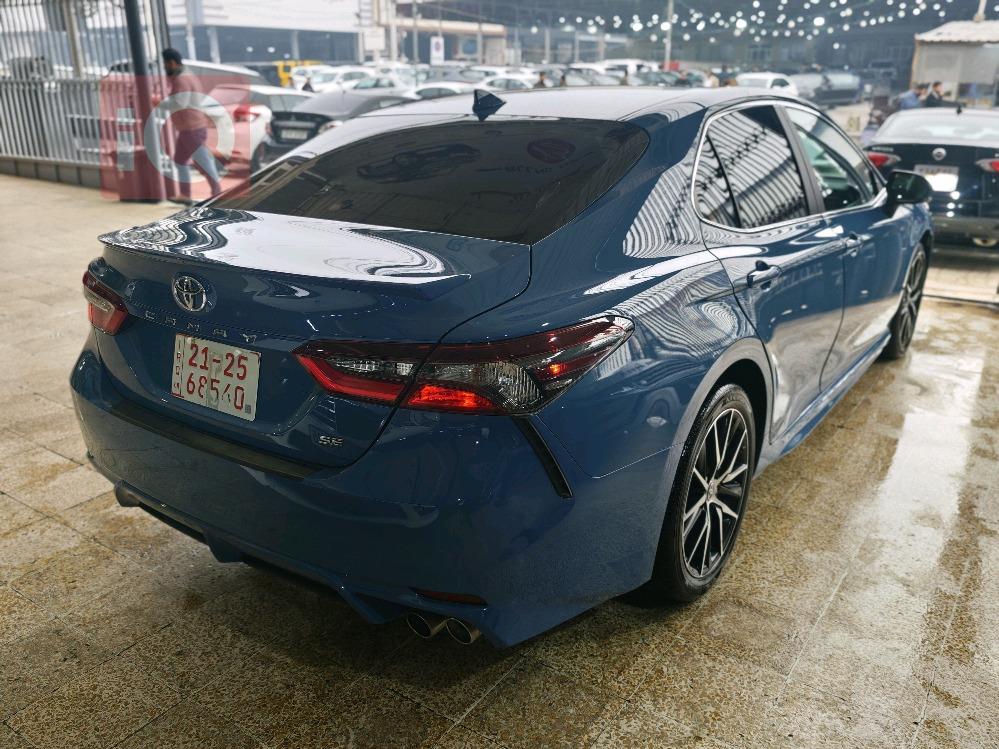 تۆیۆتا کامری